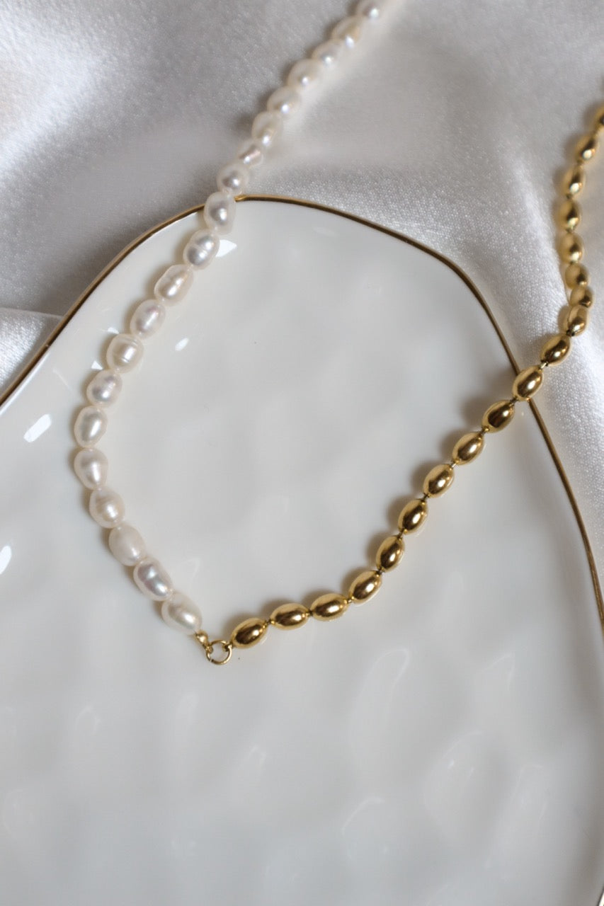 Half Pearls Necklace