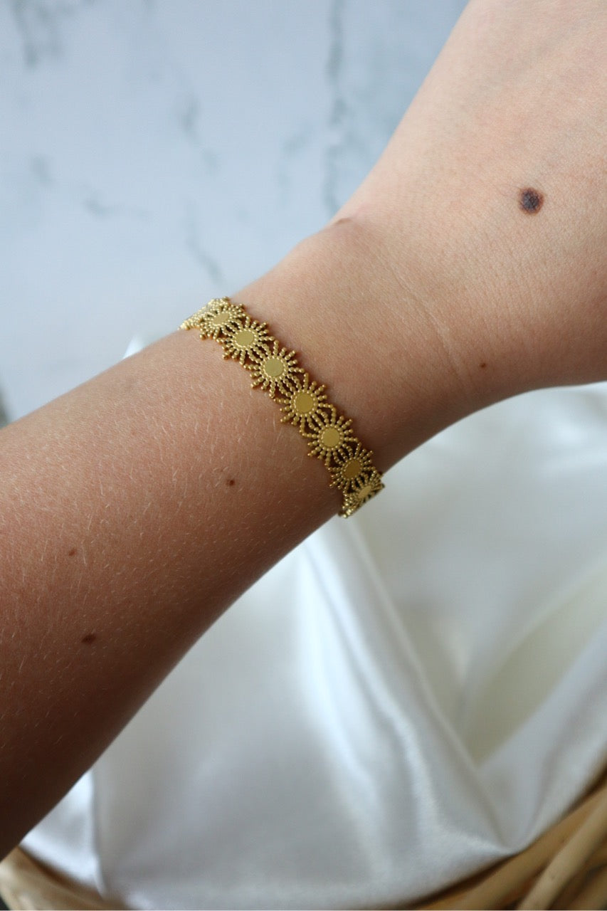 Sonne Bangle